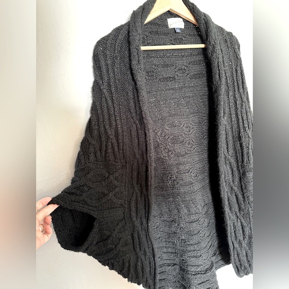 Universal Thread Knit Shawl Wrap - Picture 5 of 12